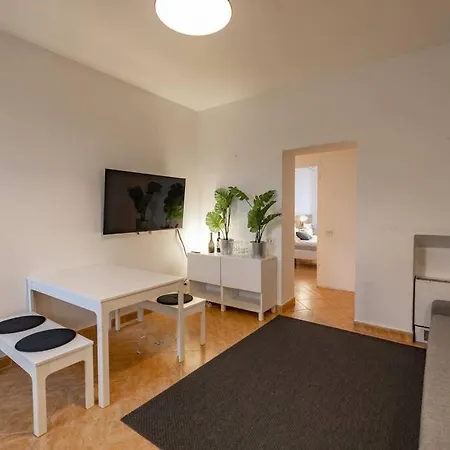 Fiorenti - Navigli Ringhiera House Милан