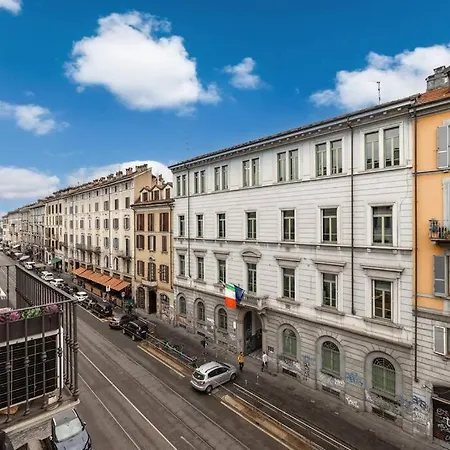 Fiorenti - Navigli Ringhiera House Милан