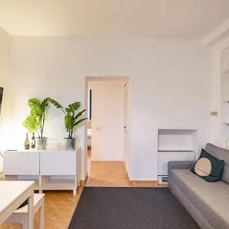 Navigli Ringhiera House Daire