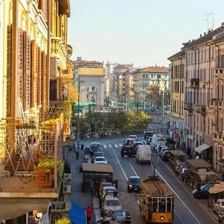 Fiorenti - Navigli Ringhiera House Апартаменты *