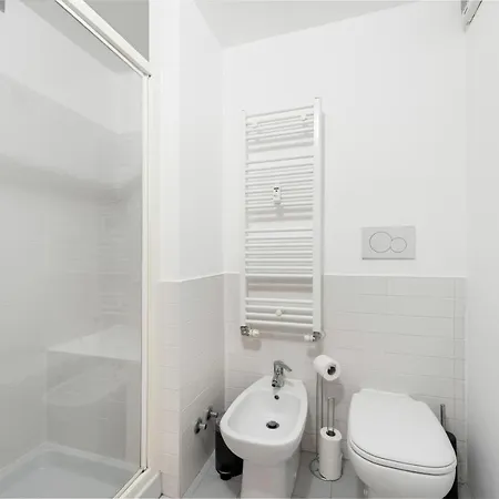 Apartment Con Metro Diretta 10 Minuti Duomo Mailand