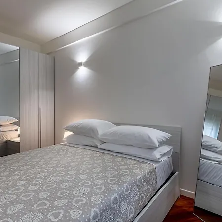 Central/garibaldi Luxurious Two-room Apartment. Apartamento *