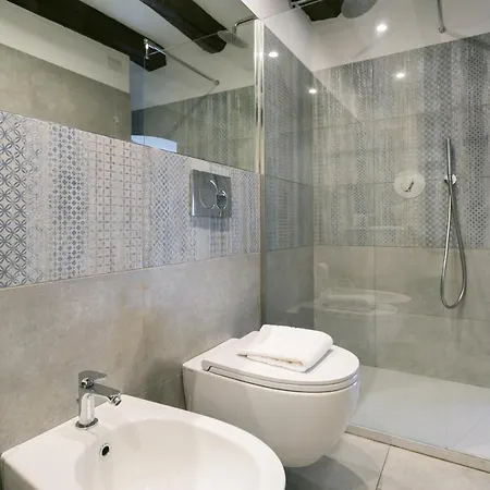 아파트 Mortara Navigli *