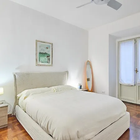 Hale - Crocetta Милан