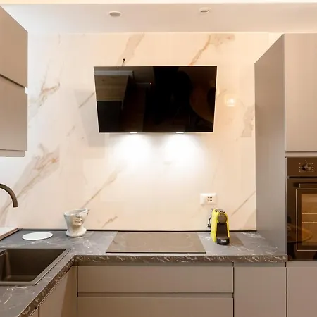 Holiday home The Basement Milan