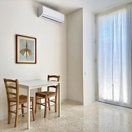 Navigli מלון דירות