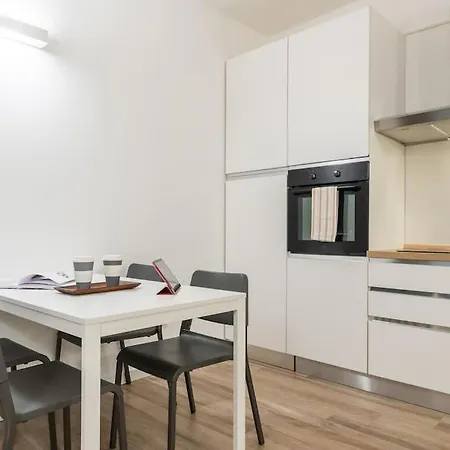 Apartman Mora Flexyrent A.c. - Colonne *