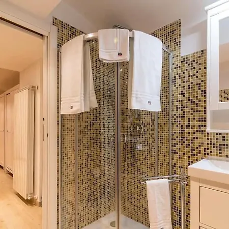 Moscova - Garibaldi Lusso, Sauna E Idromassaggio Appartement *