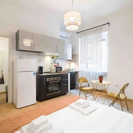 Splendido In Porta Romana Apartment