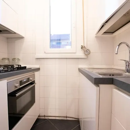 I Host - Bazzini 9 Apartament *
