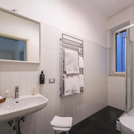 Santa Sofia Apartment *