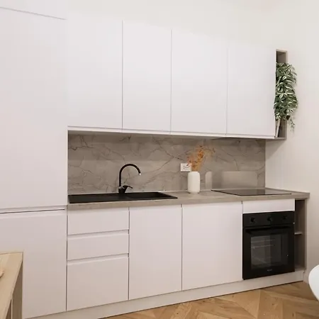 Easylife – Oasi Di Stile A 10min Dal Duomo Appartamento Milano