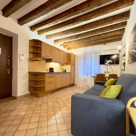 Sensational Navigli
