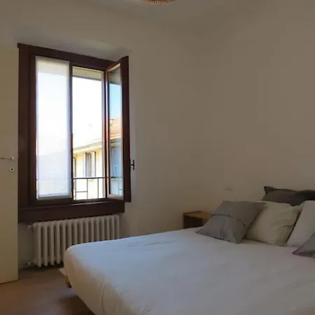 Casa Pao, Typical House In Near The Center Apartment Milan