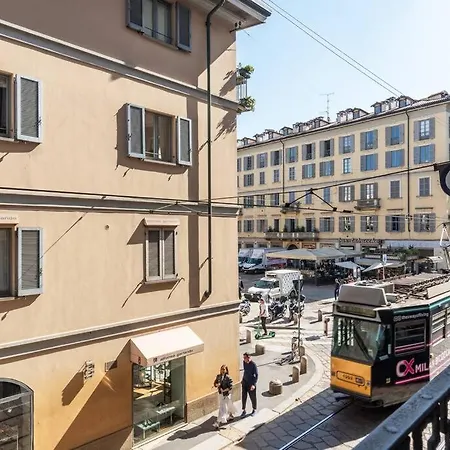 Ampio Monolocale Nel Cuore Di Brera * Milão