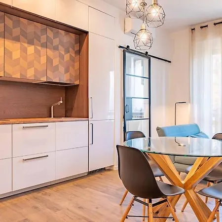 Guest Planet - Stylish Flat Bisceglie M1 * Milánó