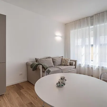 S Agostino - Porta Genova *