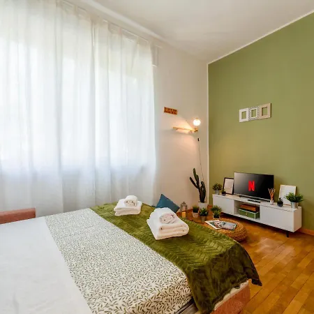 Milanese Elegance - 15 Minutes Duomo 公寓 米兰