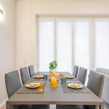 Apartament De Amicis, 25 - Nel Cuore Di