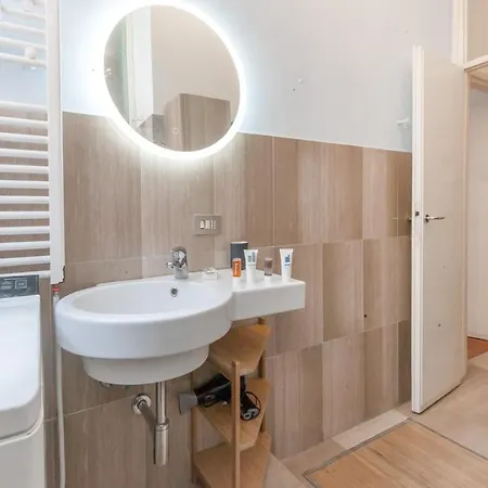 Double In The Center - 20 Min Walk From Duomo Hotel