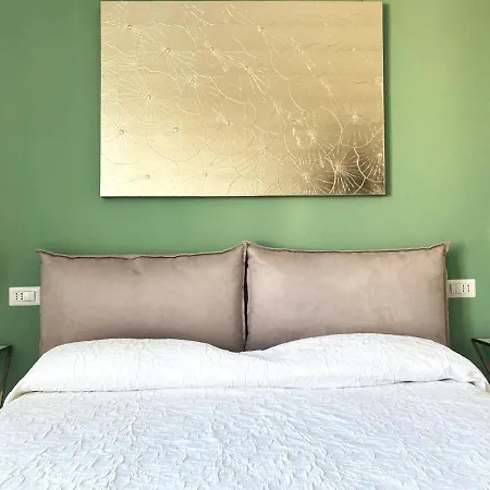 Elegante E Spazioso Appartamento Milano