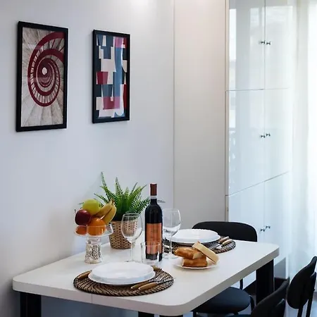 Cathedral-central 5*skyline M3 Apartament Mediolan