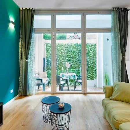 Deluxe 120 Mq , 4 Minuti A Piedi Dai Navigli Apartment Milan