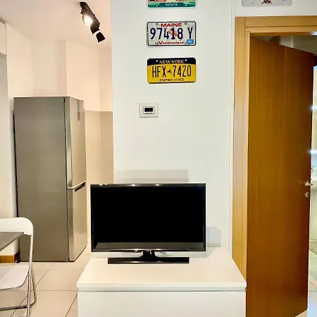 Triumph Tower Politecnico Apartman