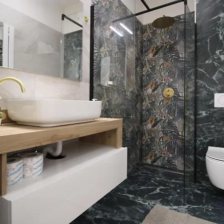 Milanrentals - Rainforest *