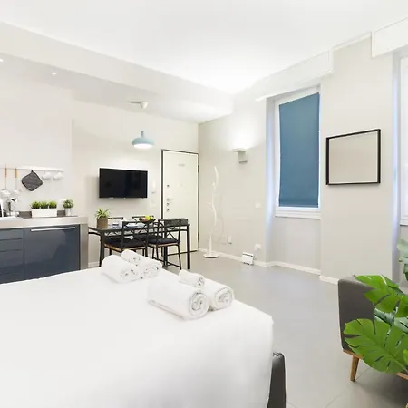 Nuovissimo Repubblica/ *