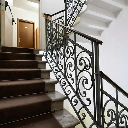 Florence Hotel 3*