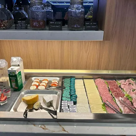 ボルツァーノ 3* ミラノ