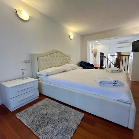 Апартаменты Kibilu - Via Tolmezzo - Ospedale San Raffaele - Stazione Di Lambrate Милан