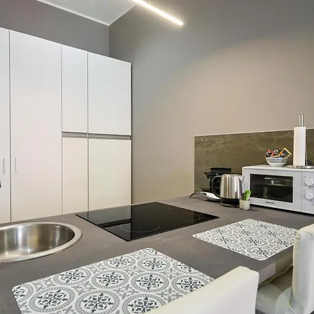 Appartamento Porta 92 Romana *