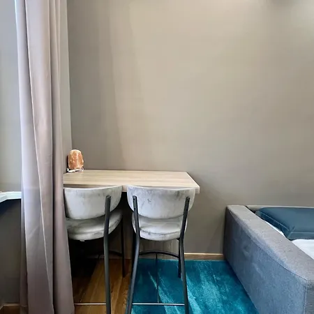 New Wonderful Bilo With Walk-in Closet From Moscova דירה