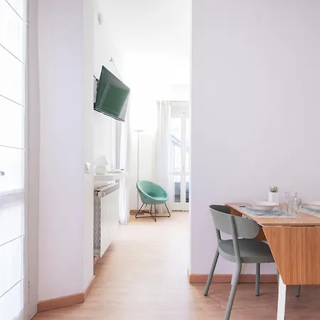Apartment Amazing Flat Near Duomo & Colonne Di San Lorenzo By Easylife