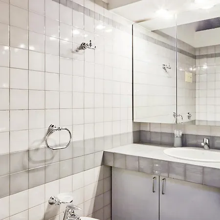 Apartament Retreats Navigli *