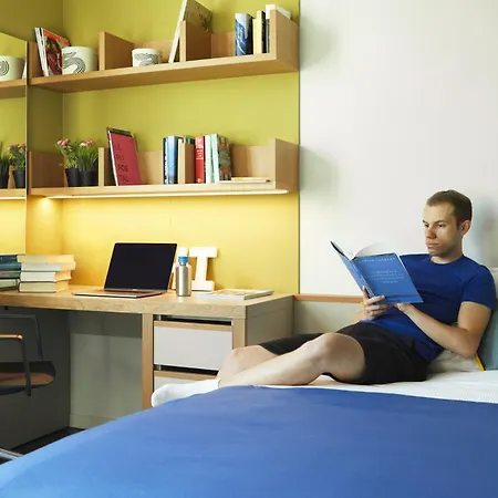 Aparto Giovenale Mailand