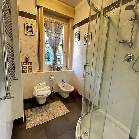 Apartman Kibilu - Via Casati 32 - Stazione - Corso Buenos Aires - Shopping Area *