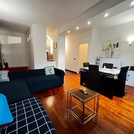 Apartman Kibilu - Via Casati 32 - Stazione - Corso Buenos Aires - Shopping Area