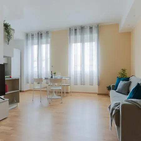 Appartement The Best Rent - Bright One-bedroom In Corso Vittorio Emanuele Ii Milan