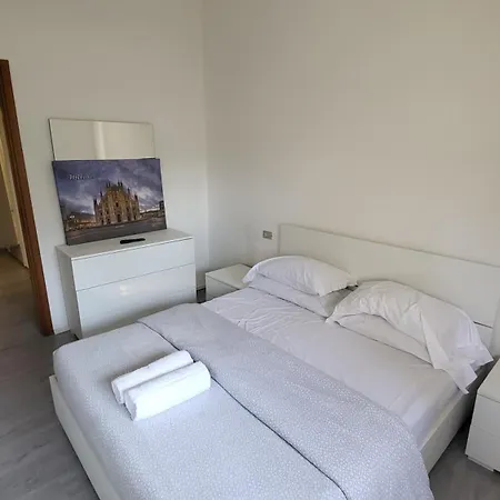 Apartament Toma Trilocale Moderno Per Max 6 Persone Mediolan
