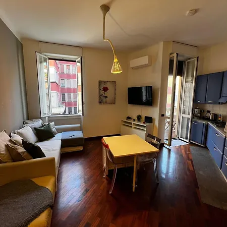Guzzo B - Elegant Flat With Balcony At Bolivar M4 Metro * Milan