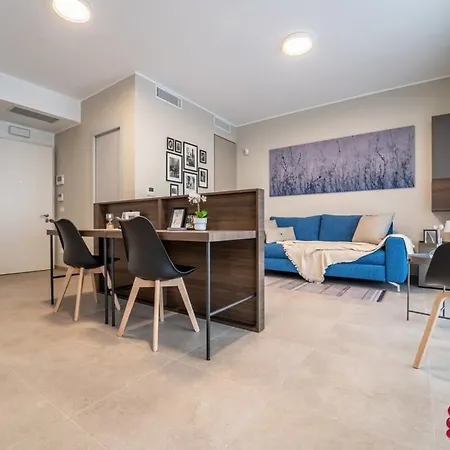 Stilicone 15 - Luxury 3d Apartament *