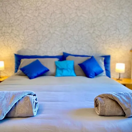 Stanza Cristina E Patrizia Fiere E Moda Affittacamere 4*