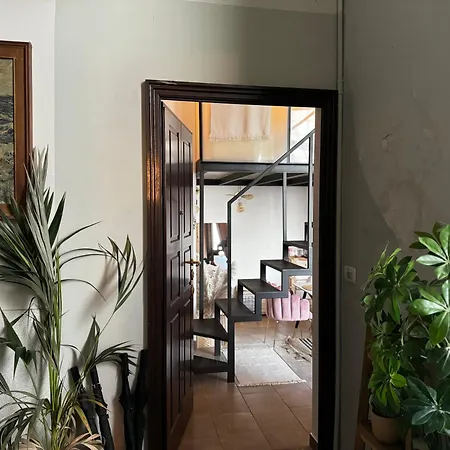 Regina In Porta Romana 2 - Sky Tv, Wifi E Breakfast Box Milán