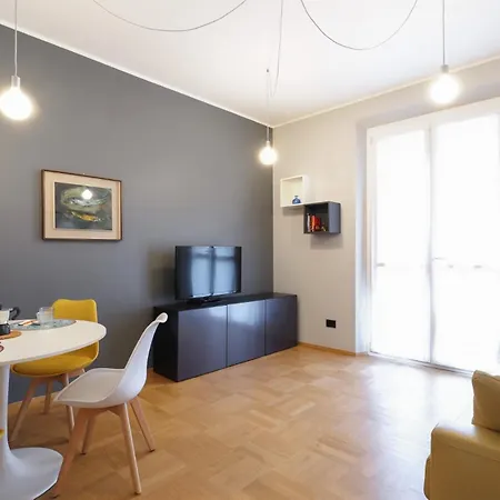 Appartement Luminoso Con Terrazzo Forlanini Linate