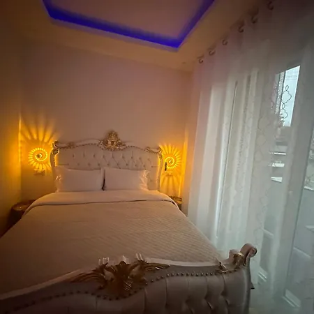 Attractive - 6 Μιλάνο