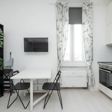 Ihost - Carcano 19 Apartament *
