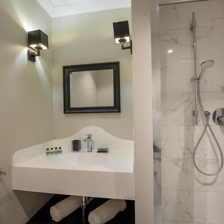 Daplace - Corso Monforte 4* Milano